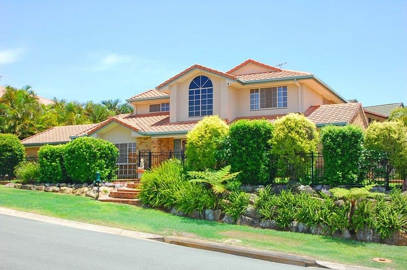 1 Vantage Close, BELMONT QLD 4153, Belmont - Image 1