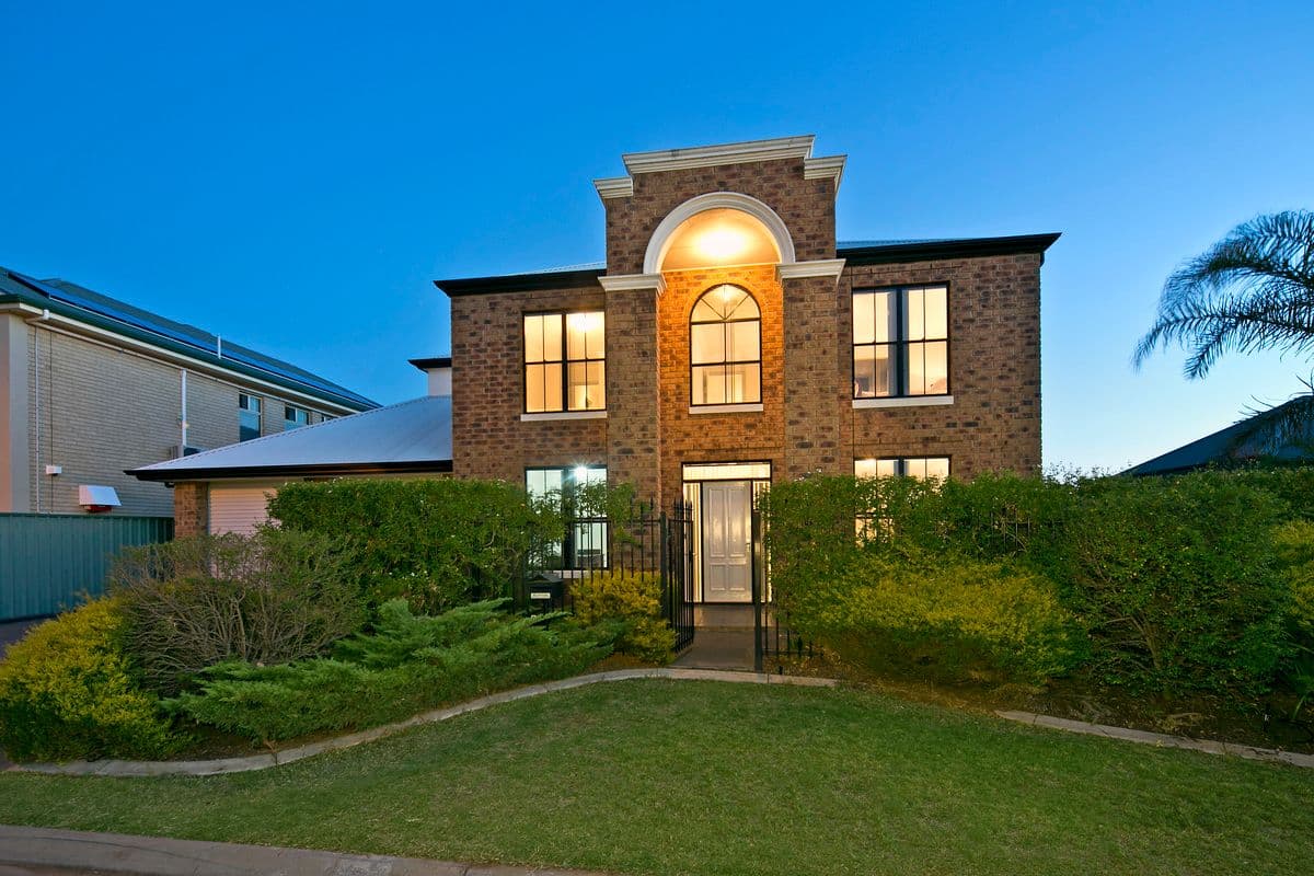6 Blue Wren Circuit, MAWSON LAKES SA 5095, Mawson Lakes - Image 1