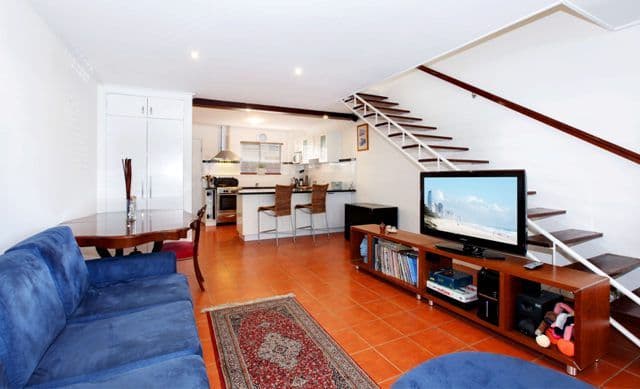 2 'Aztec Court', 38 Sunbrite Avenue, MERMAID BEACH QLD 4218, Mermaid Beach - Image 1