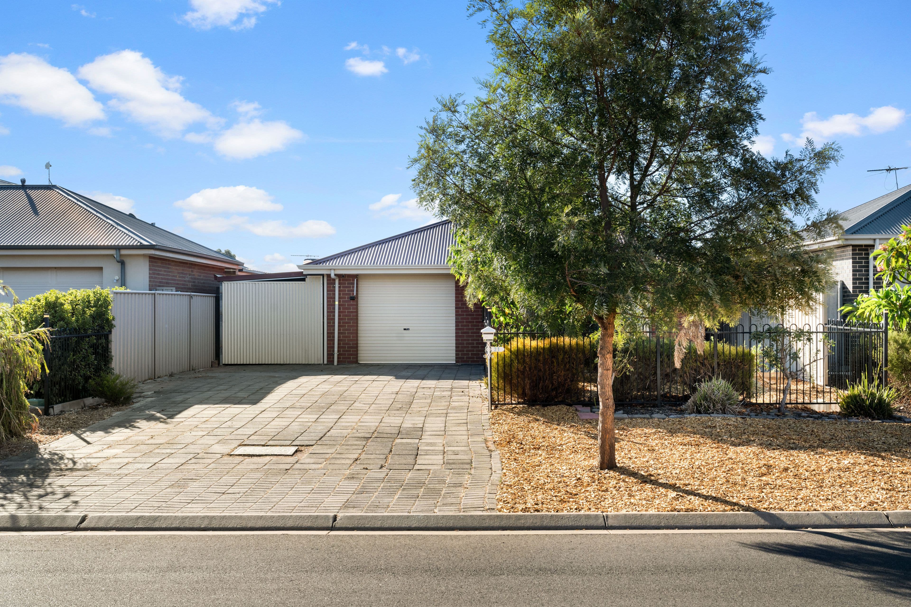 21 Burwood Road, Munno Para West SA 5115, Munno Para West - Image 1