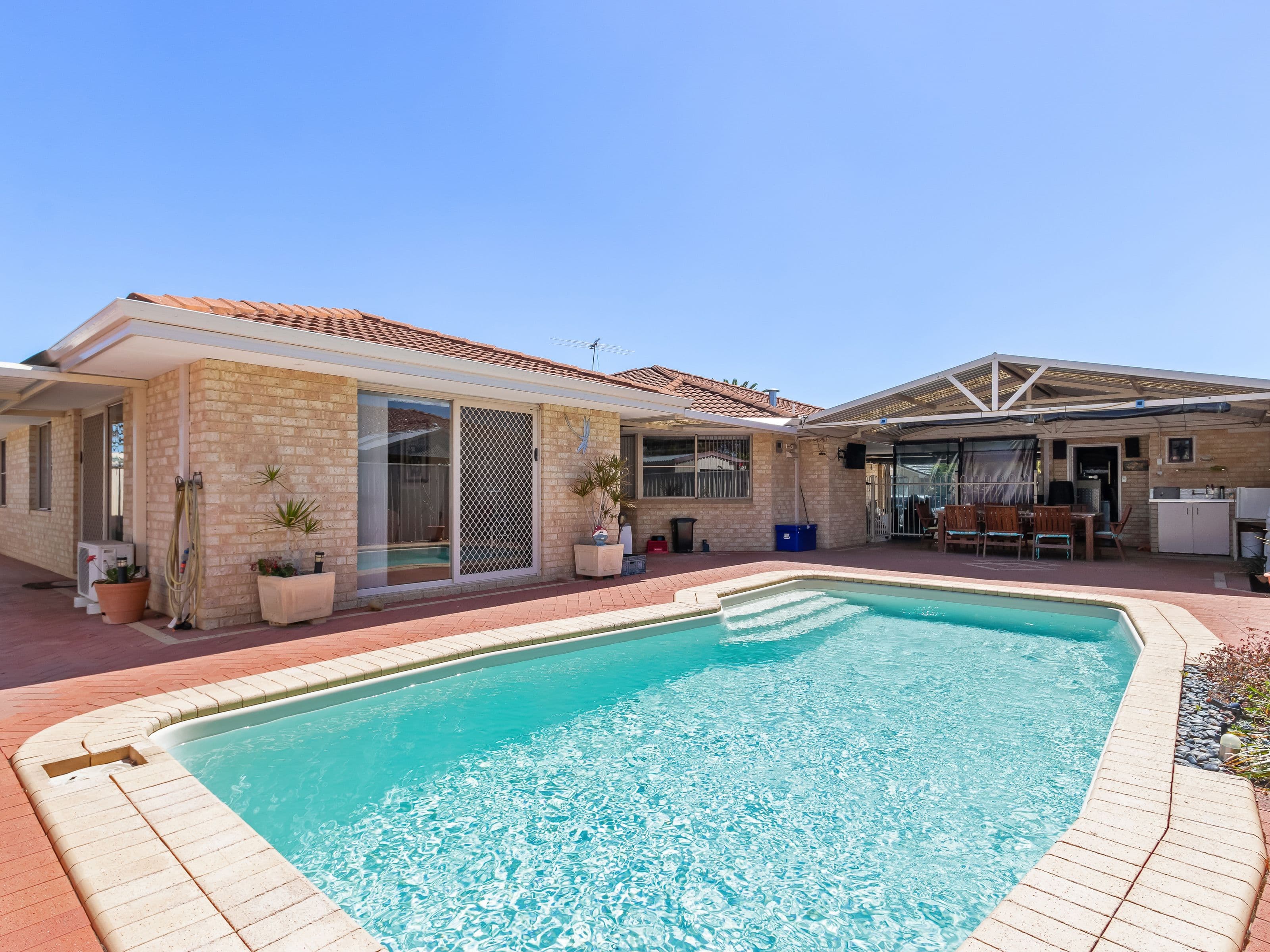 9 Greenshank Close, East Cannington WA 6107, East Cannington - Image 1