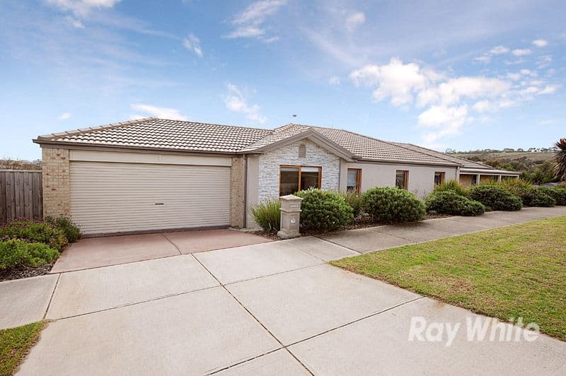 9 Fantail Way, BERWICK VIC 3806, Berwick - Image 1