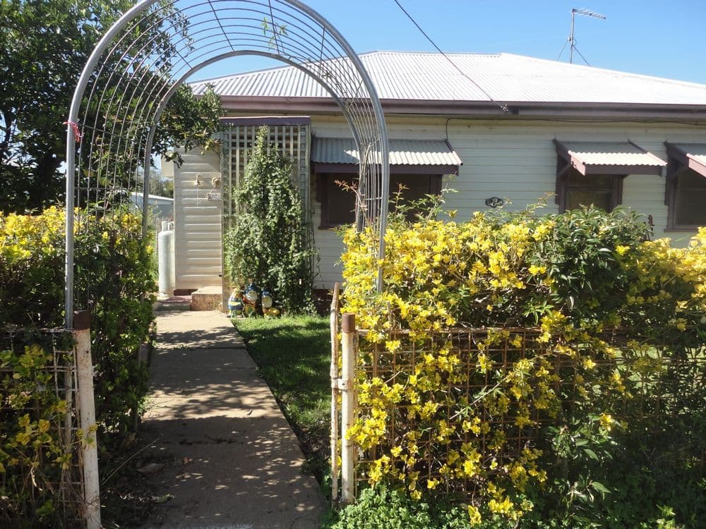 8 Third Street, QUANDIALLA NSW 2721, Quandialla - Image 1
