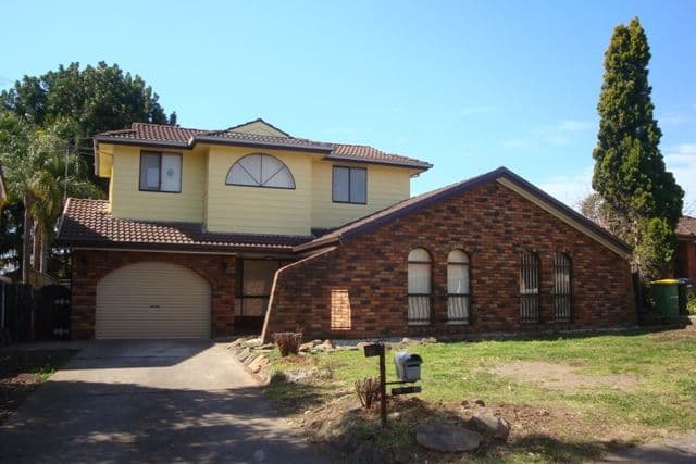 4 Falcon Close, GREENFIELD PARK NSW 2176, Greenfield Park - Image 1