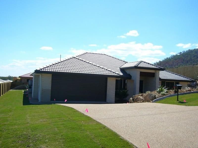 43 Nagle Drive, NORMAN GARDENS QLD 4701, Norman Gardens - Image 1