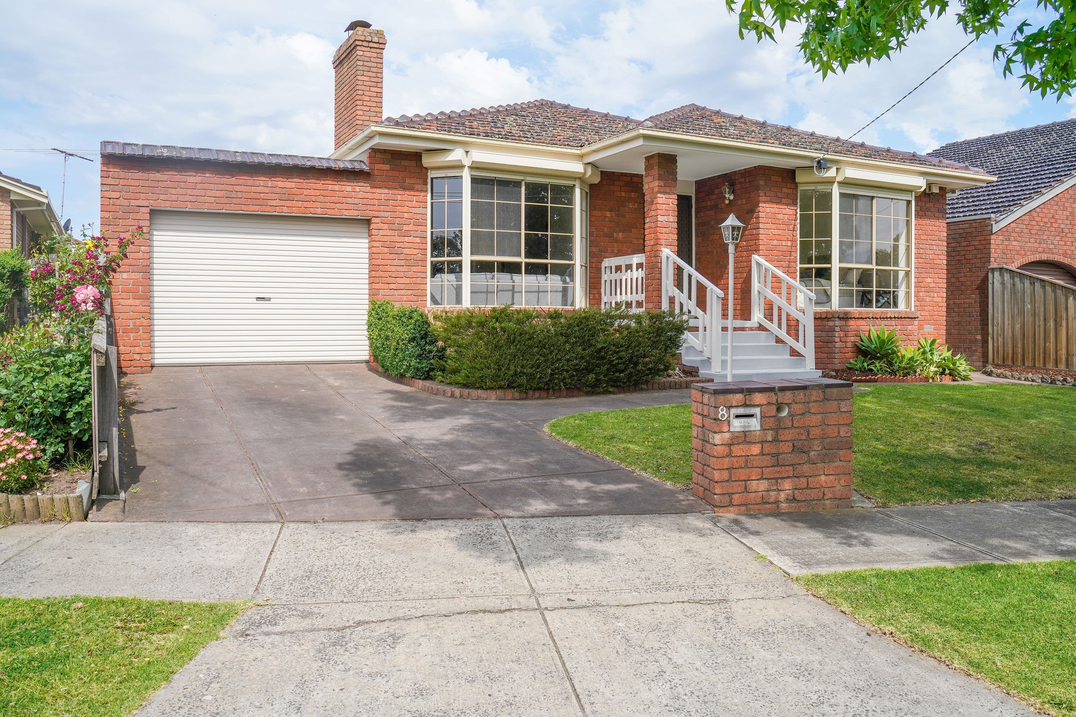 8 Kinlora Avenue, Epping VIC 3076, Epping - Image 1
