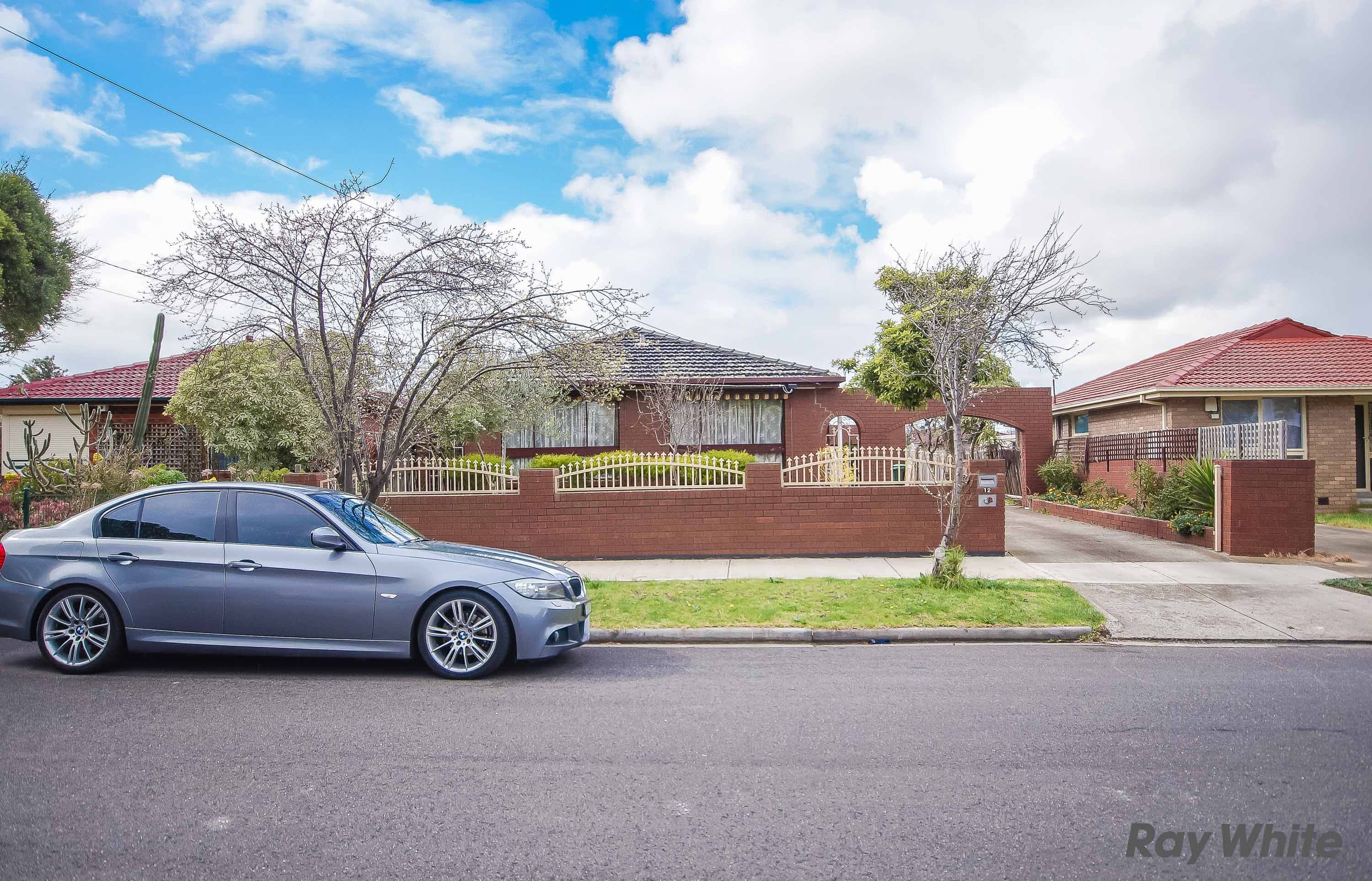 12 Revell Cresent, St Albans VIC 3021, St Albans - Image 1