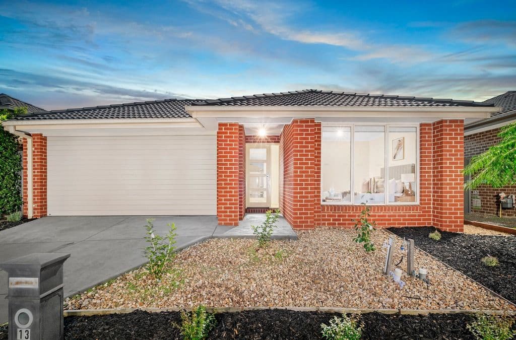 13 Dianella Avenue, Kalkallo VIC 3064, Kalkallo - Image 1