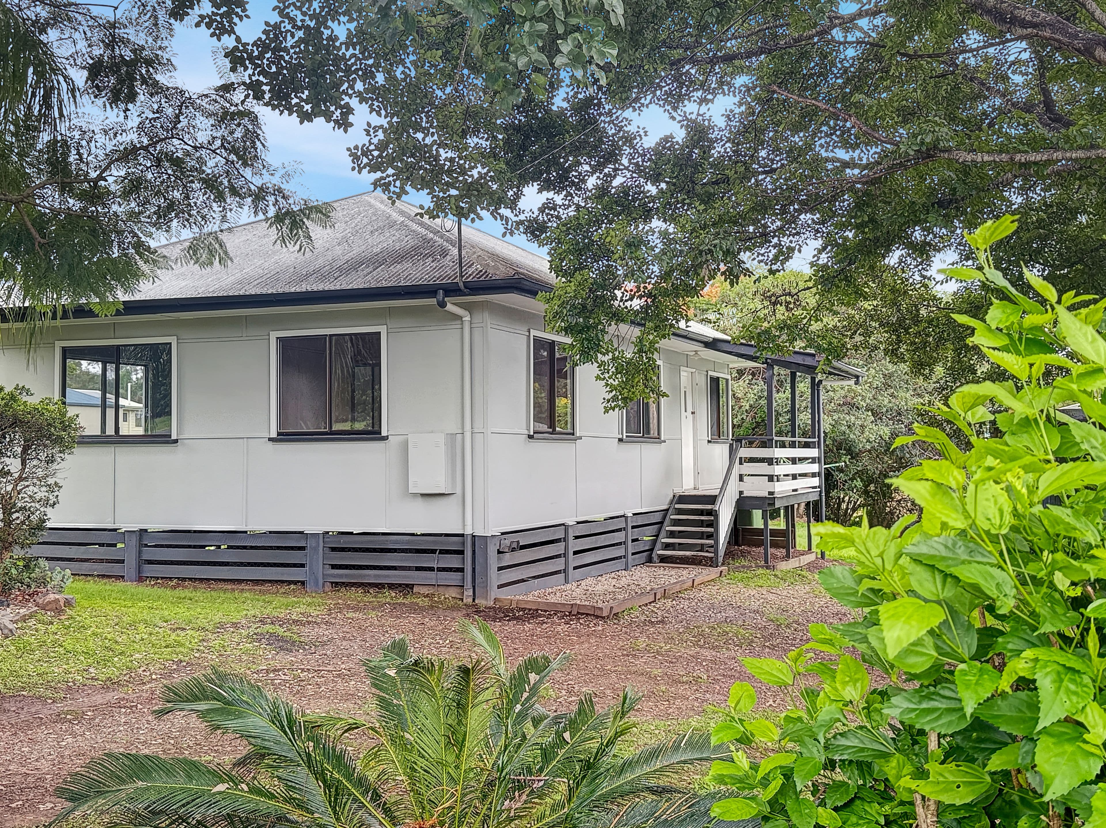 15 Elizabeth Street, Esk QLD 4312, Esk - Image 1