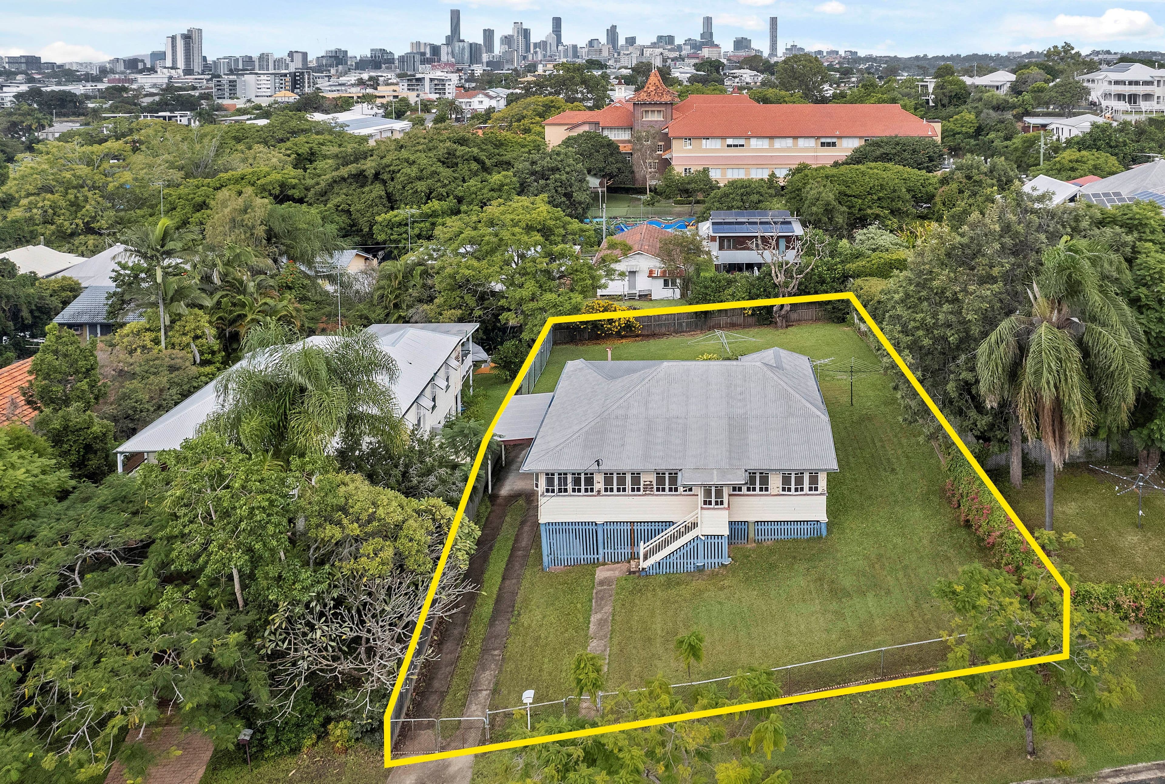 32 Thorne Street, Windsor QLD 4030, Windsor - Image 1