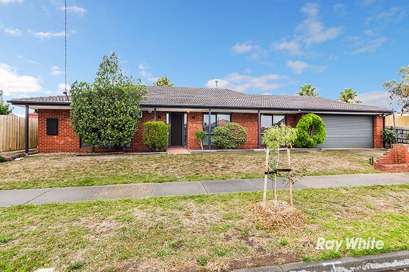 34 Bernborough Avenue, Cranbourne West VIC 3977, Cranbourne West - Image 1