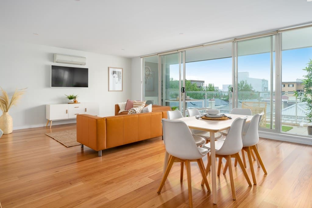 401/24 Bolton Street, Newcastle - Image 1
