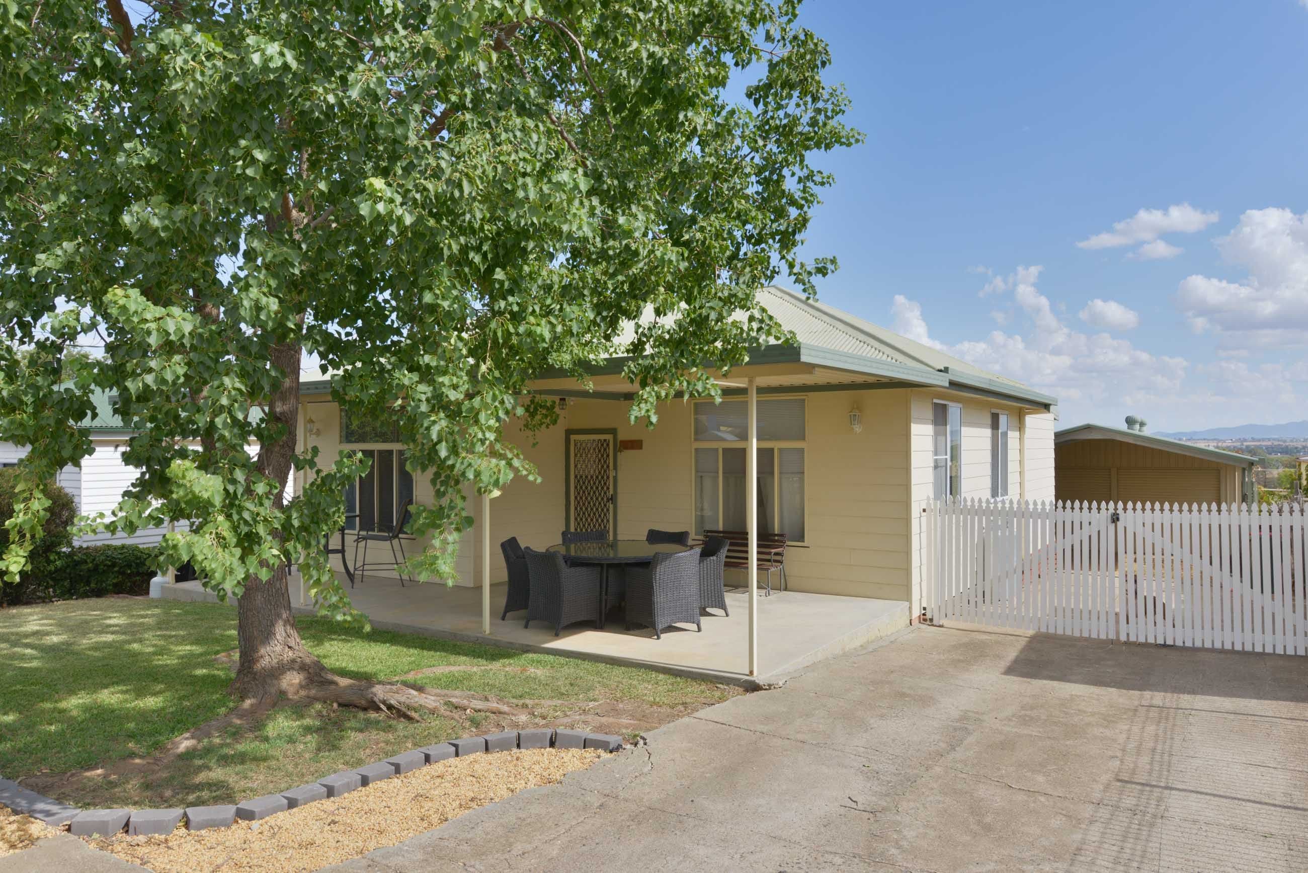 459 Peel Street, Tamworth - Image 1