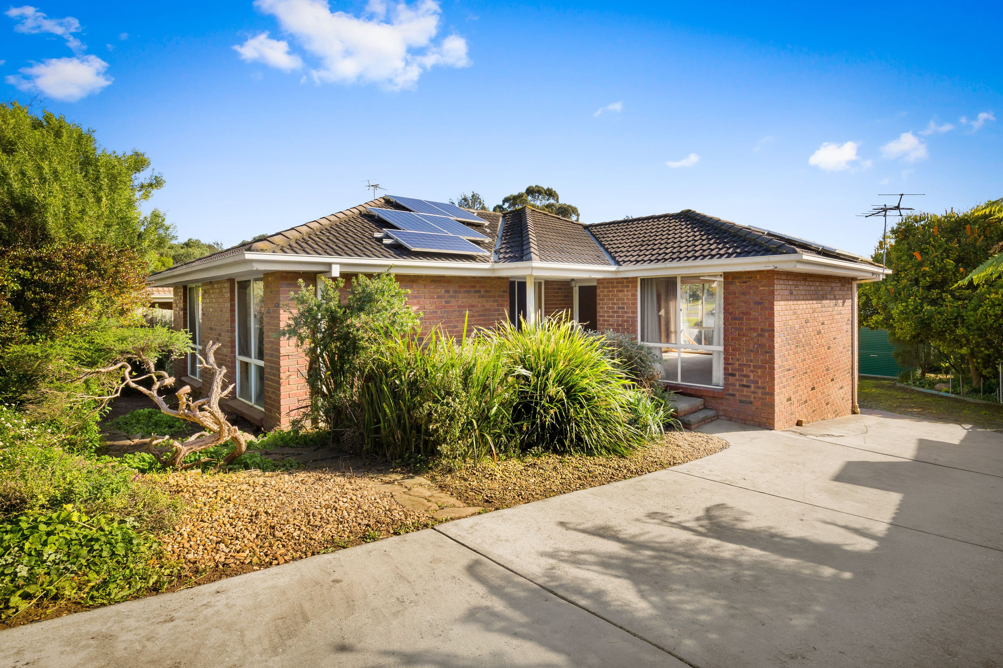 11 Walker Drive, Drouin VIC 3818, Drouin - Image 1
