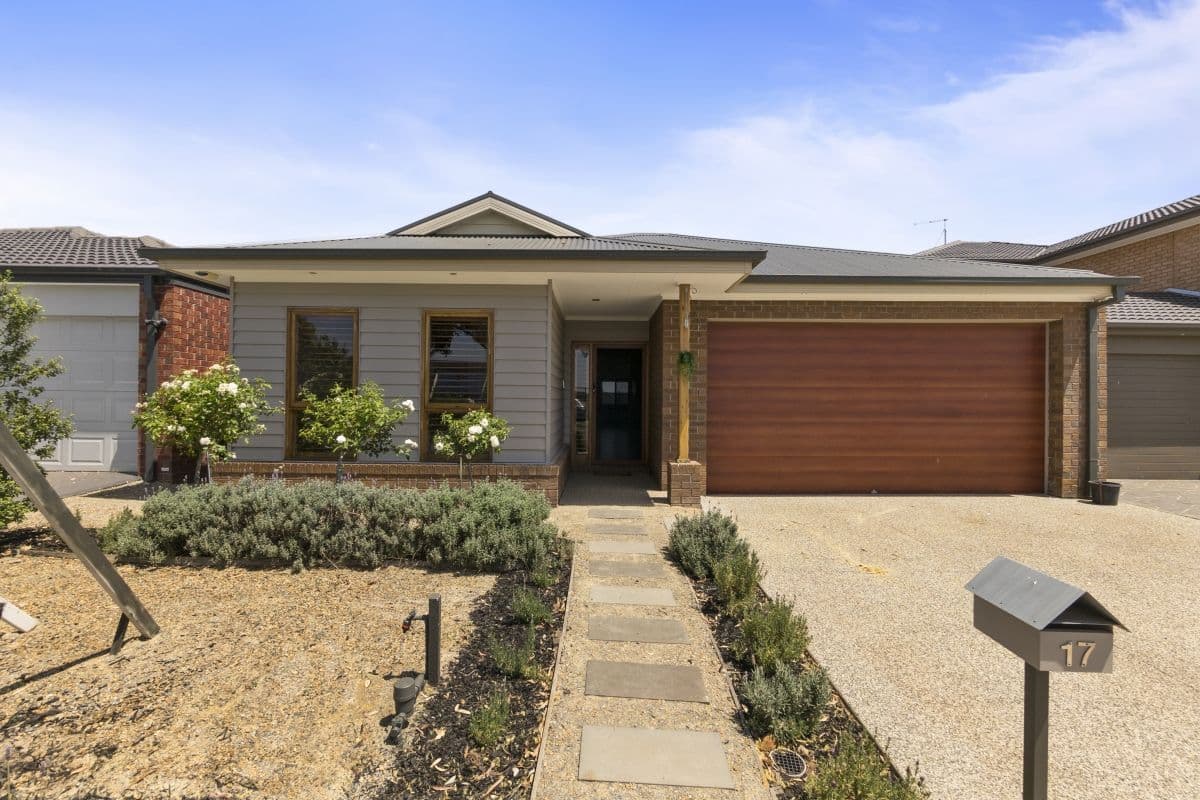 17 Cloverdale Road, Tarneit VIC 3029, Tarneit - Image 1