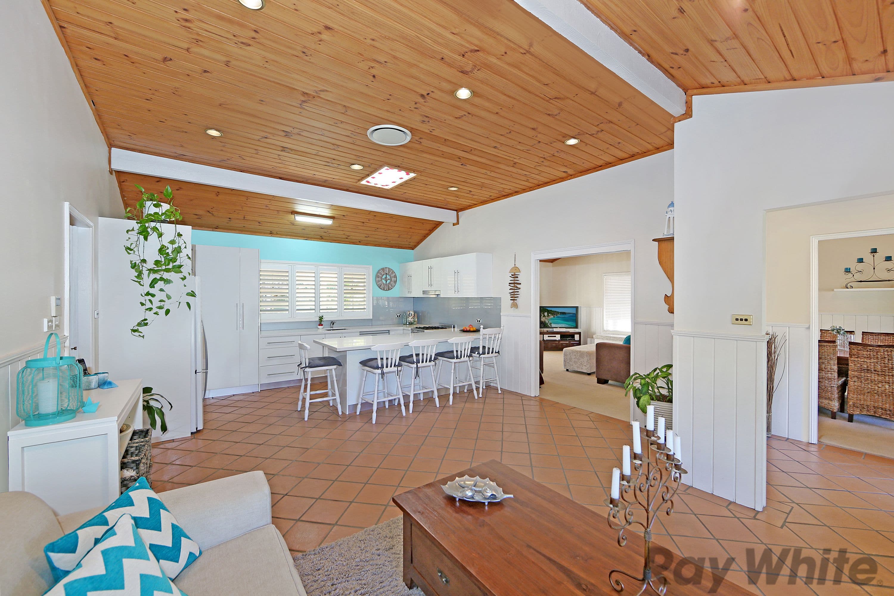 7 Lena Close, Lake Munmorah - Image 1