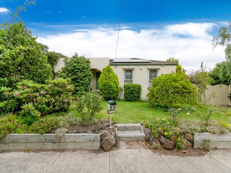 16 Benelong Crescent, SEAFORD VIC 3198, Seaford - Image 1