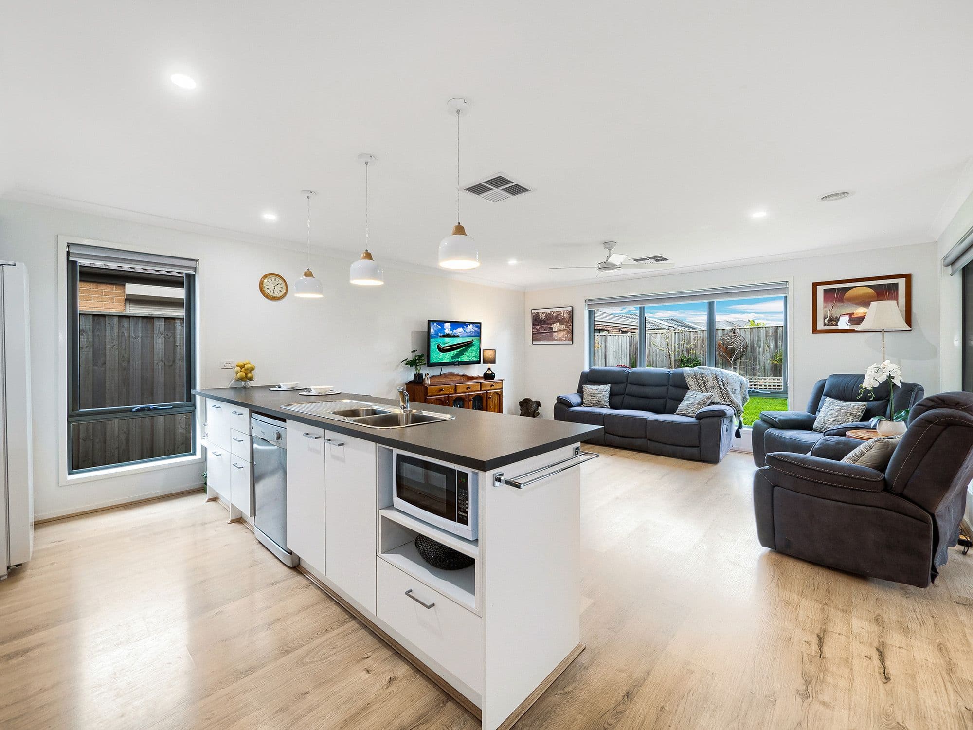 25 Green Gully Road, Clyde VIC 3978, Clyde - Image 1
