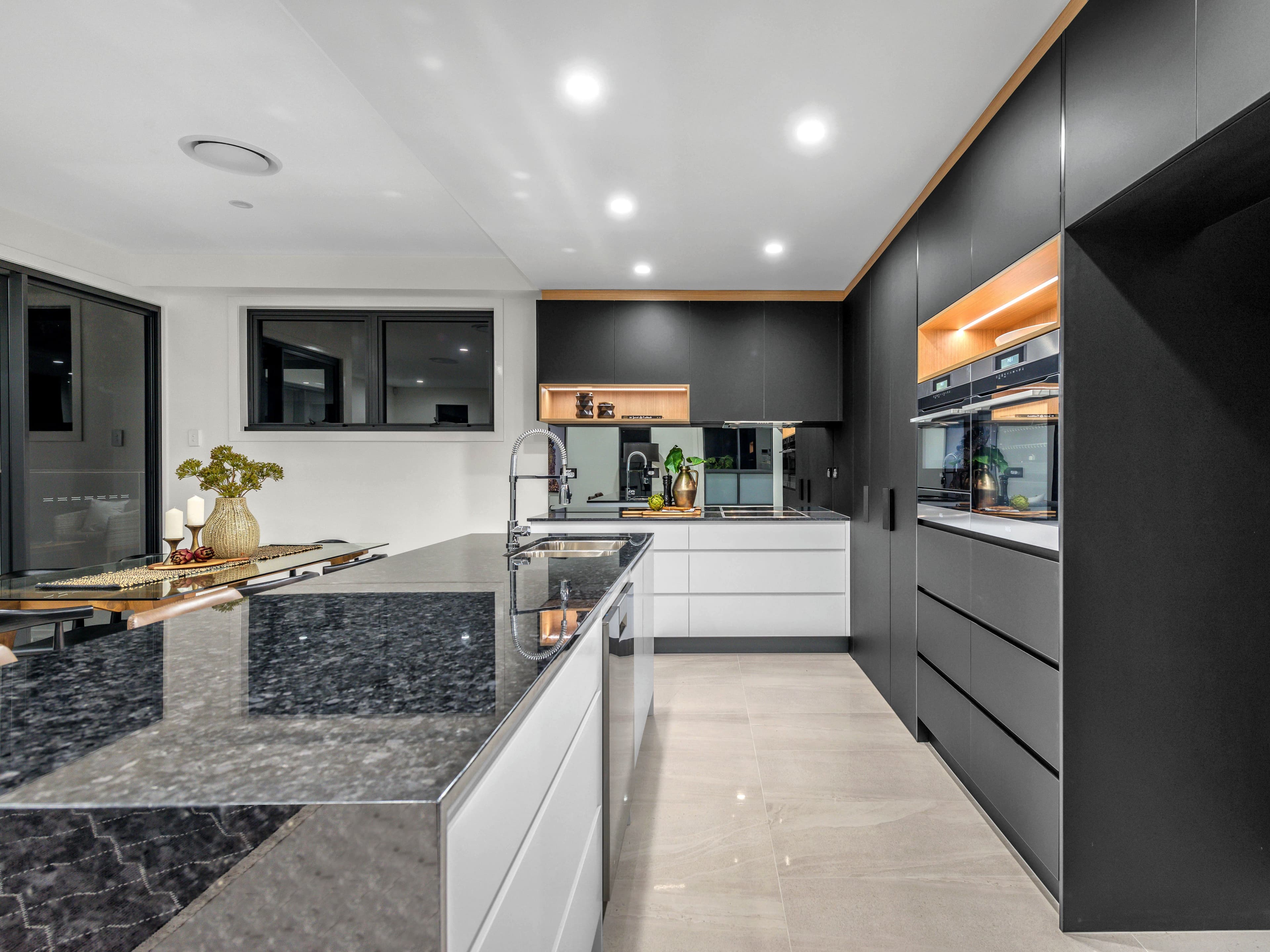 71 Tarana Street, Camp Hill QLD 4152, Camp Hill - Image 1