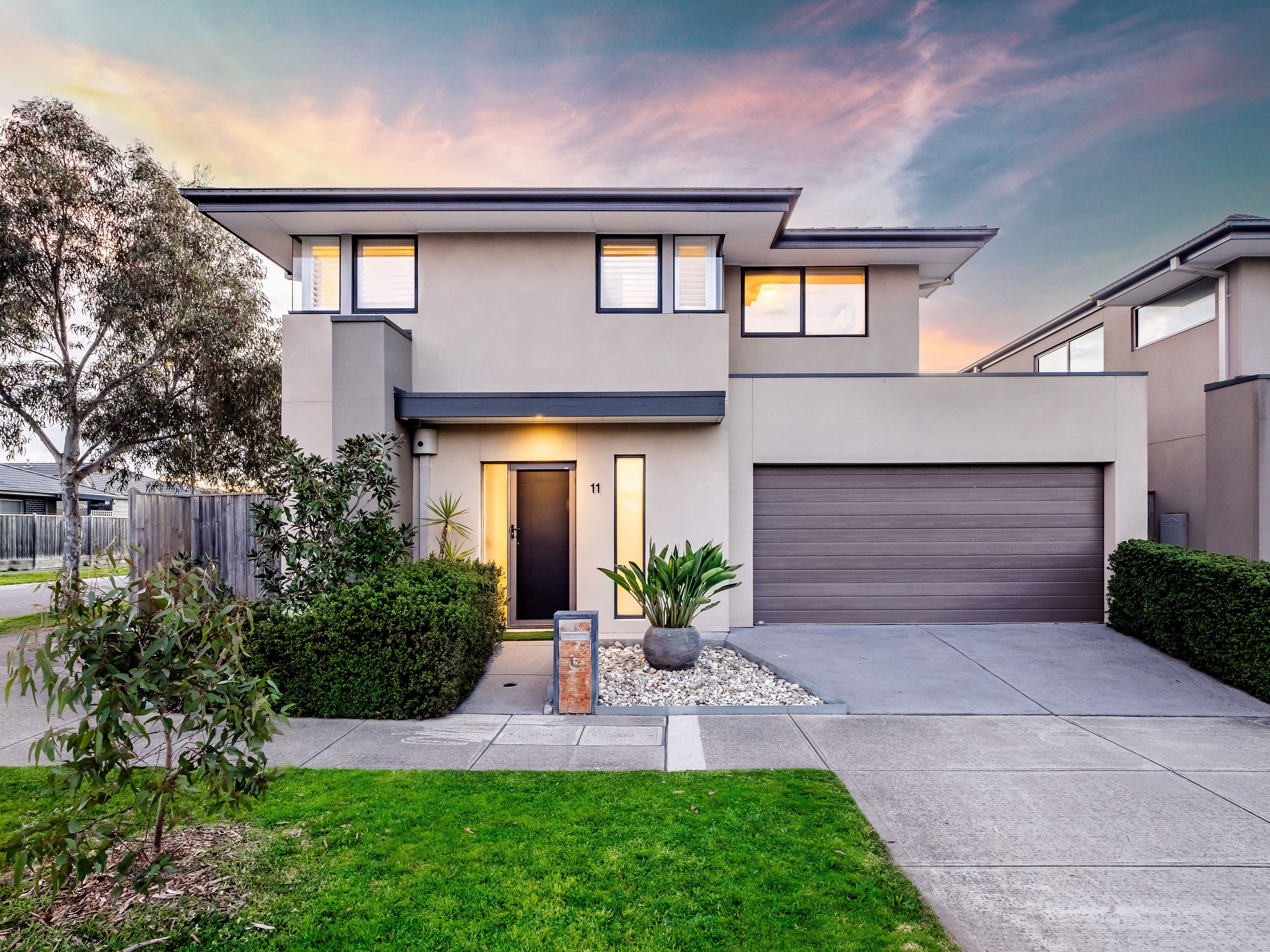 11 Wilmington Avenue, Cranbourne West VIC 3977, Cranbourne West - Image 1