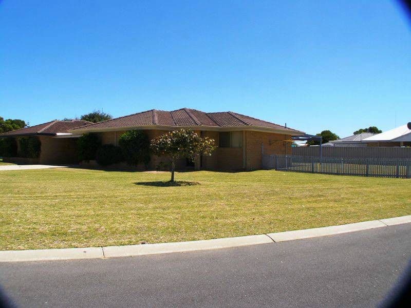 10 Ayres Crescent, LANCELIN WA 6044, Lancelin - Image 1
