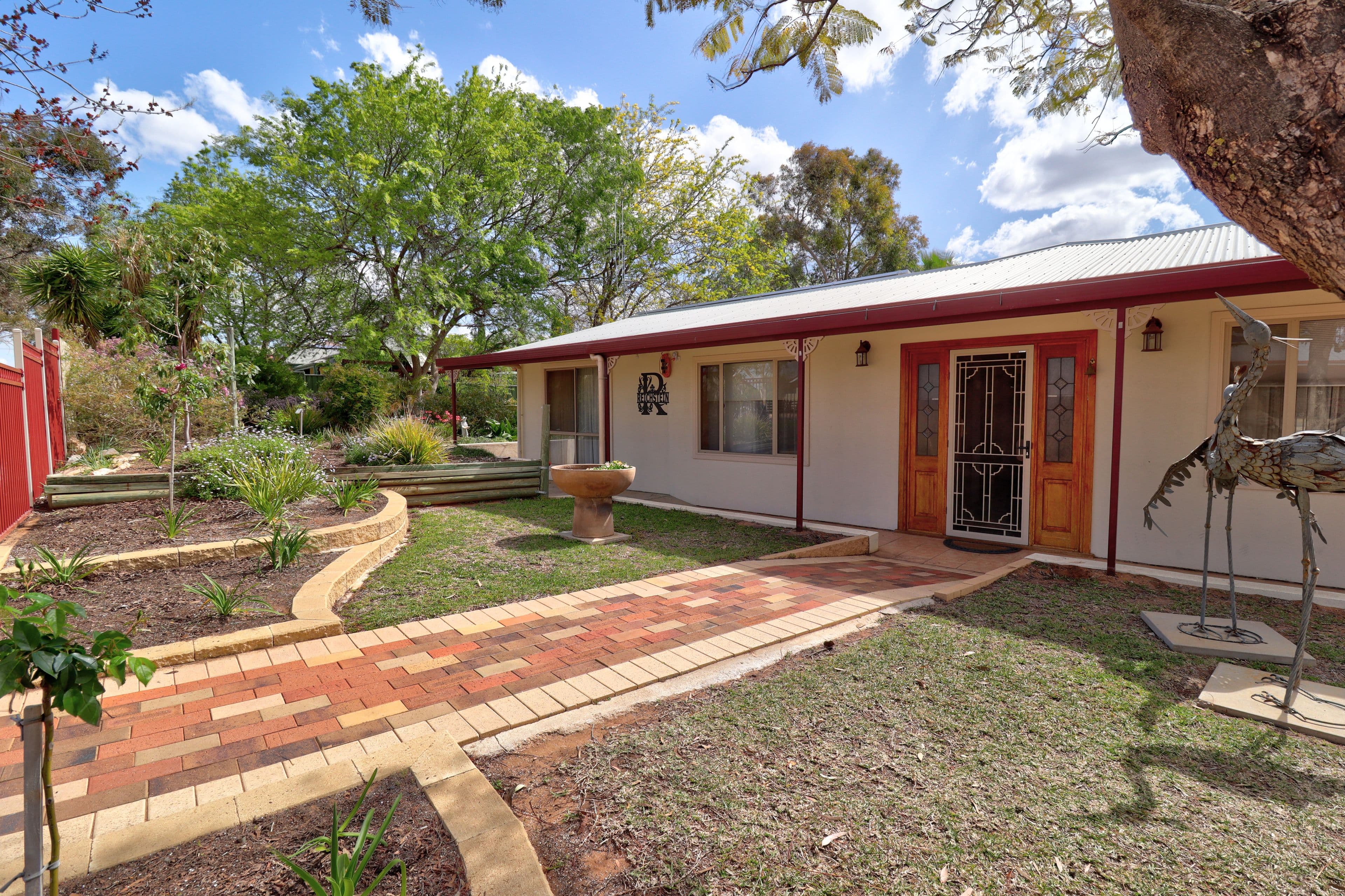 34 Second Street, Loxton SA 5333, Loxton - Image 1
