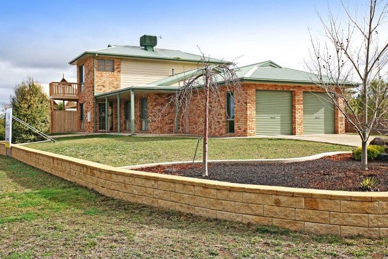 4 Mungari Court, LARA VIC 3212, Lara - Image 1