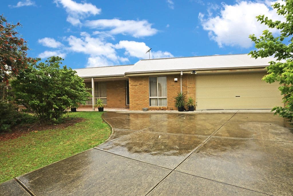 4 Gindalbie Court, Lara VIC 3212, Lara - Image 1