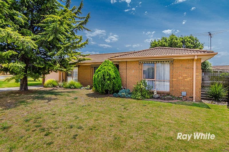 4 Blueberry Close, Cranbourne North VIC 3977, Cranbourne North - Image 1