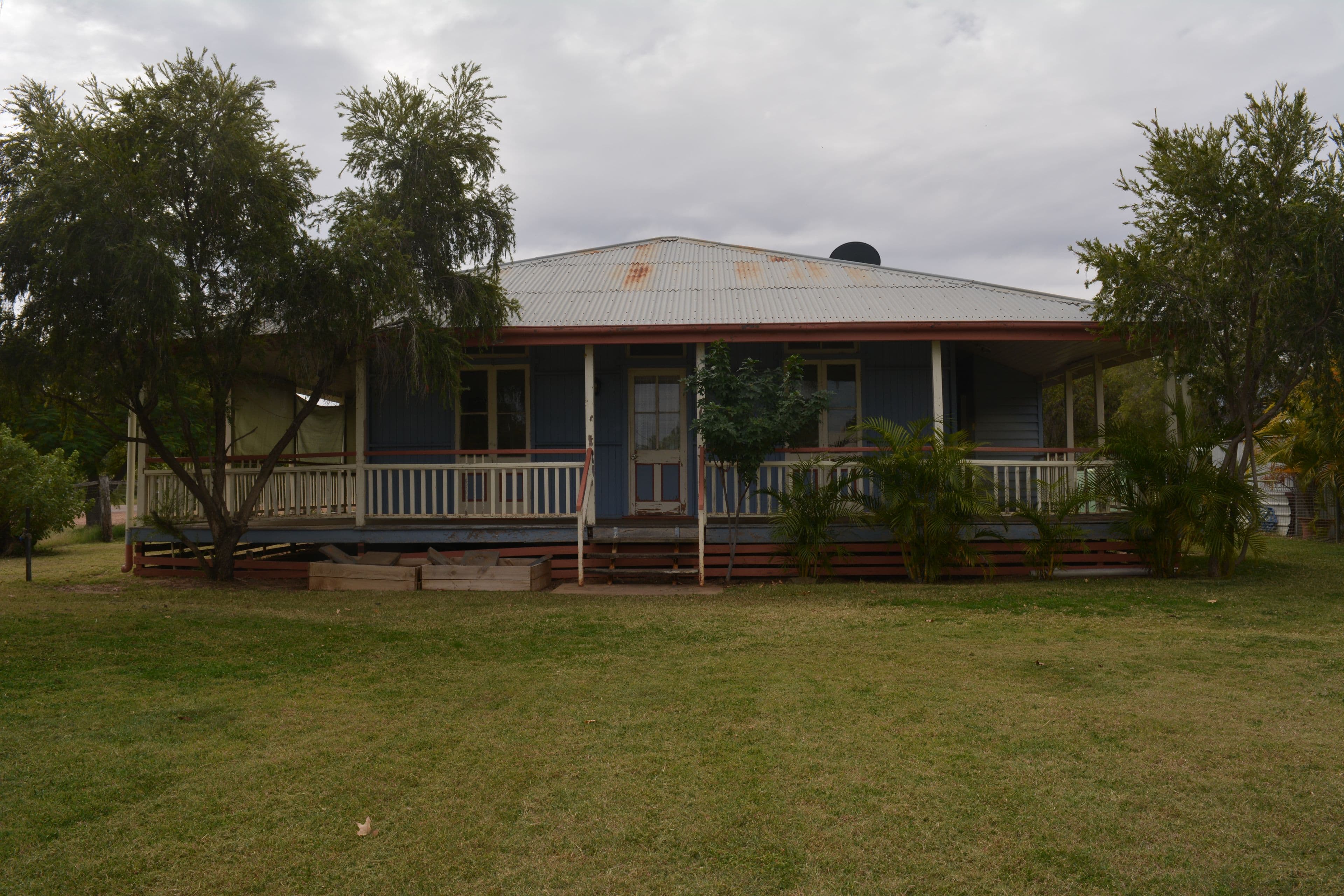 91 Thistle Street, Blackall QLD 4472, Blackall - Image 1