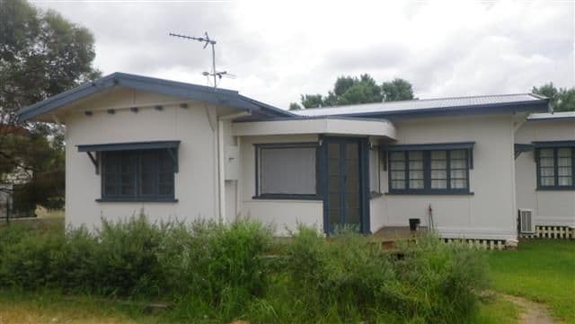 33 George Street, ROMA QLD 4455, Roma - Image 1