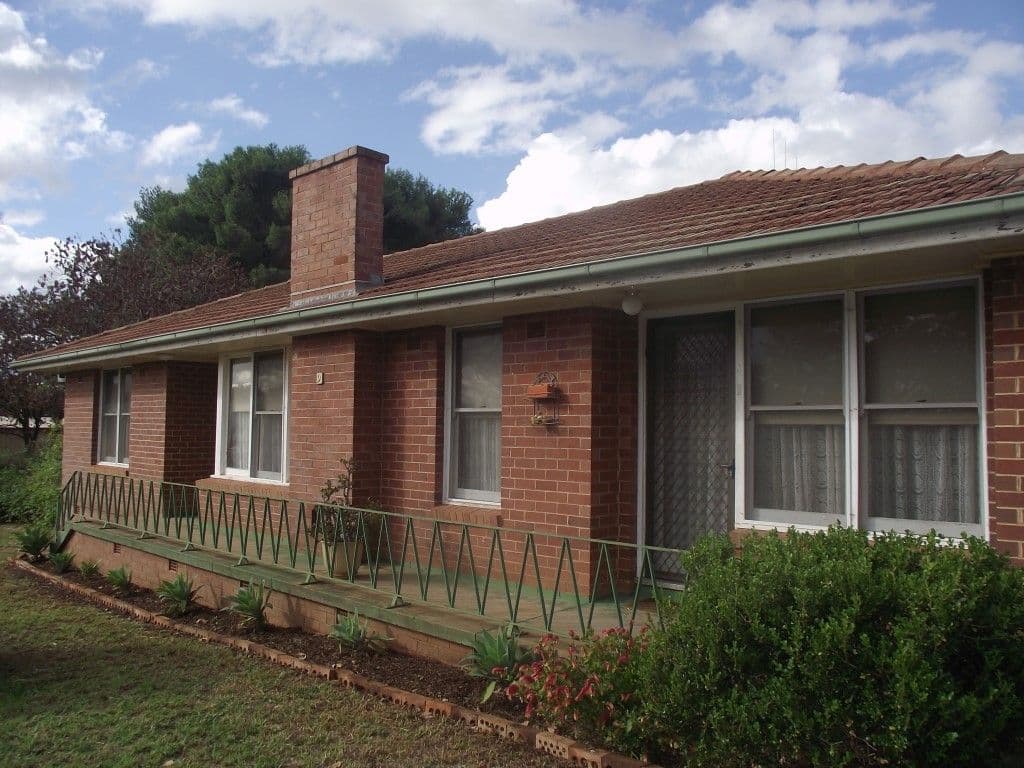 9 Porter Street, PARKES NSW 2870, Parkes - Image 1