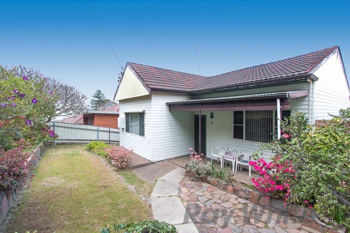 13 George Street, Highfields - Image 1