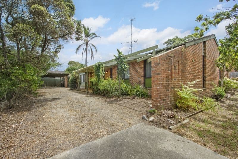 32 Cook Avenue, Surf Beach - Image 1