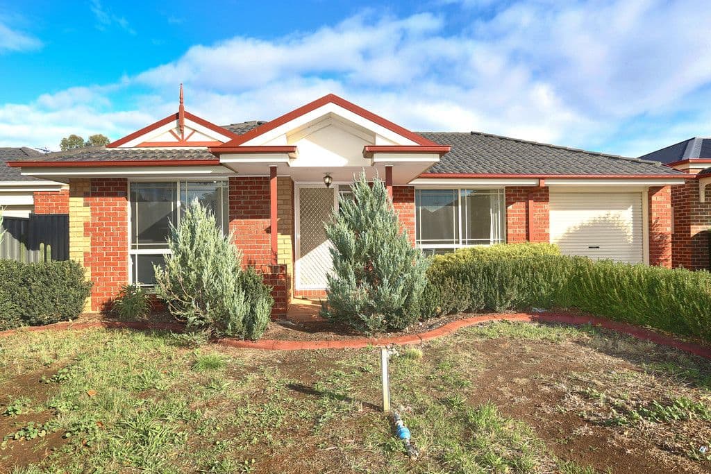 17 Klippel Way, Caroline Springs VIC 3023, Caroline Springs - Image 1
