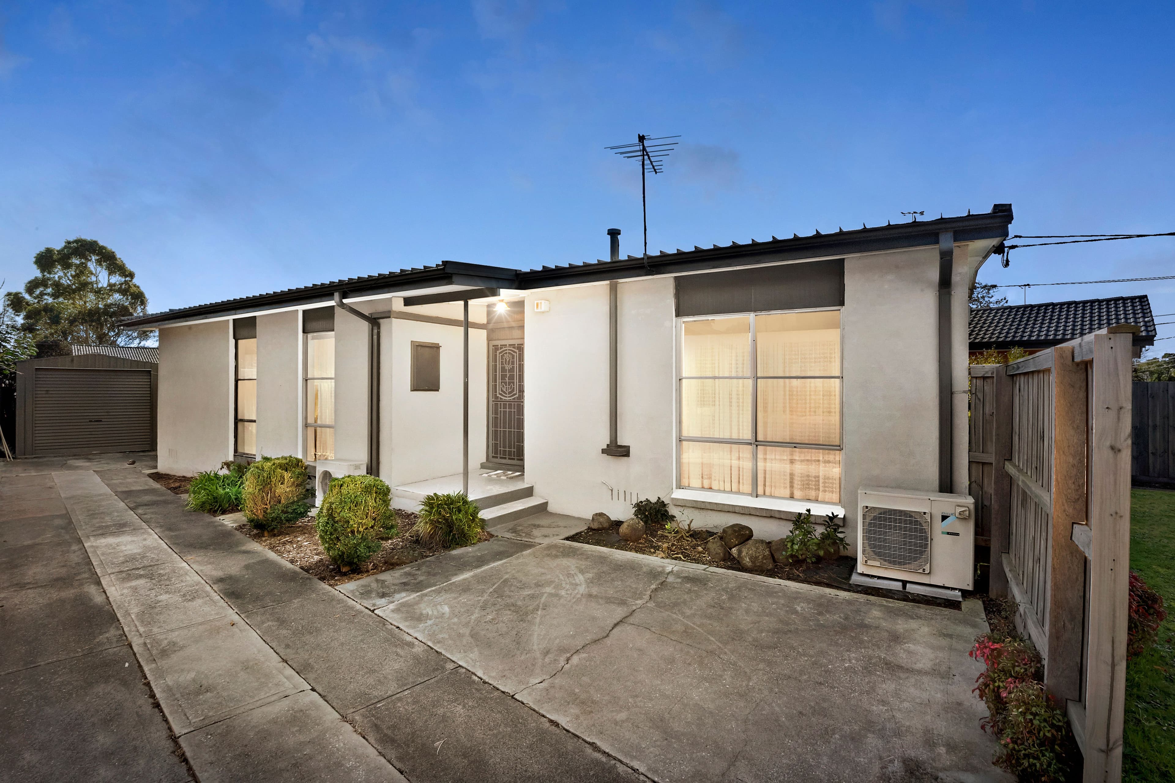 9 Silver Avenue, Frankston North VIC 3200, Frankston North - Image 1