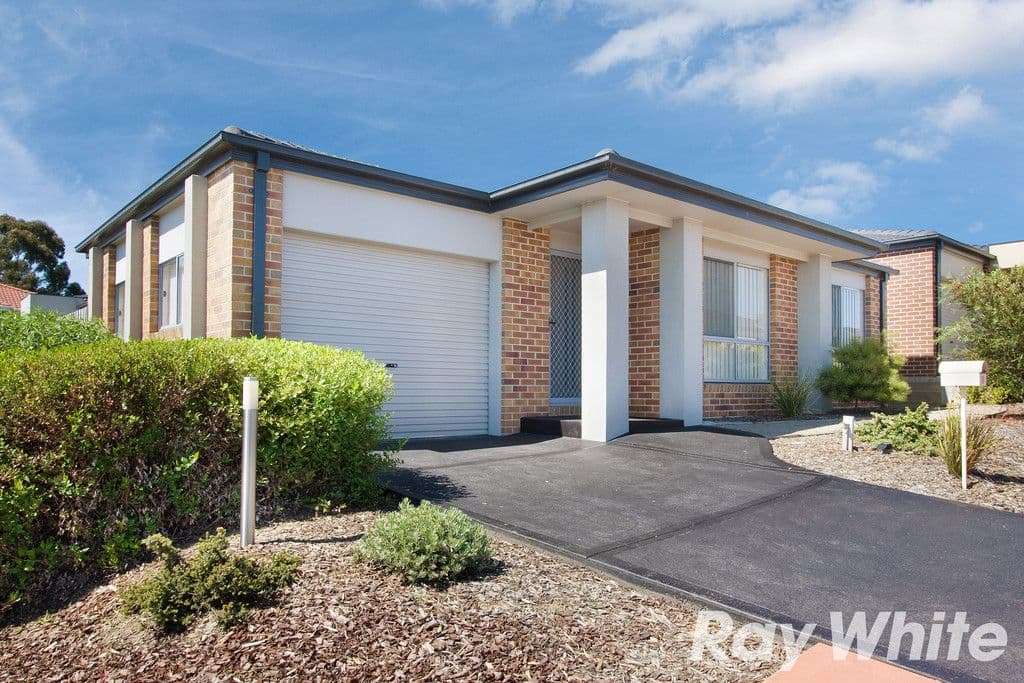 11 Hawk Avenue, Pakenham VIC 3810, Pakenham - Image 1