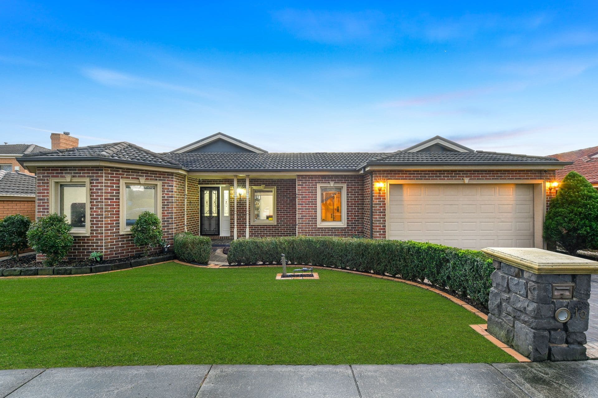 19 Grove Gardens, Berwick VIC 3806, Berwick - Image 1