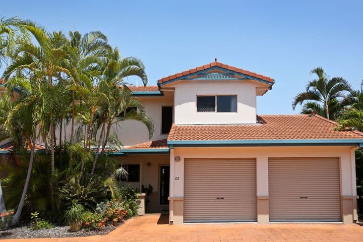 30 Martinez Avenue, WEST END QLD 4810, West End - Image 1
