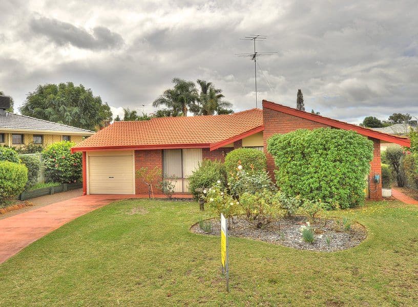 5 Satinash Retreat, HALLS HEAD WA 6210, Halls Head - Image 1