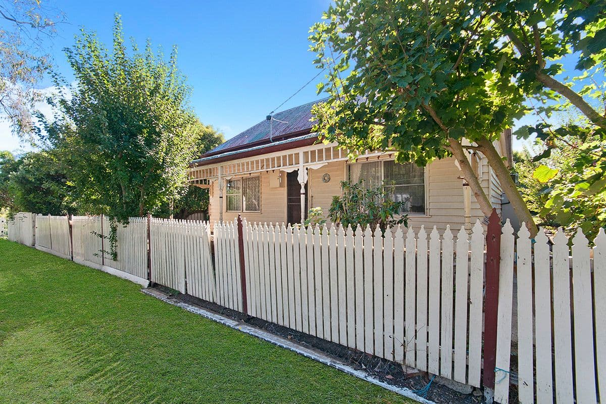 36 High Street, Koroit VIC 3282, Koroit - Image 1