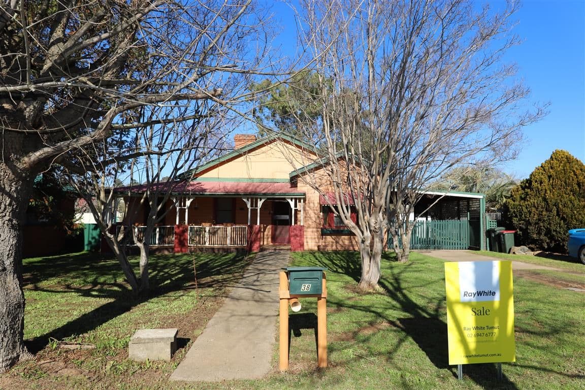 38 Forest Street, Tumut - Image 1