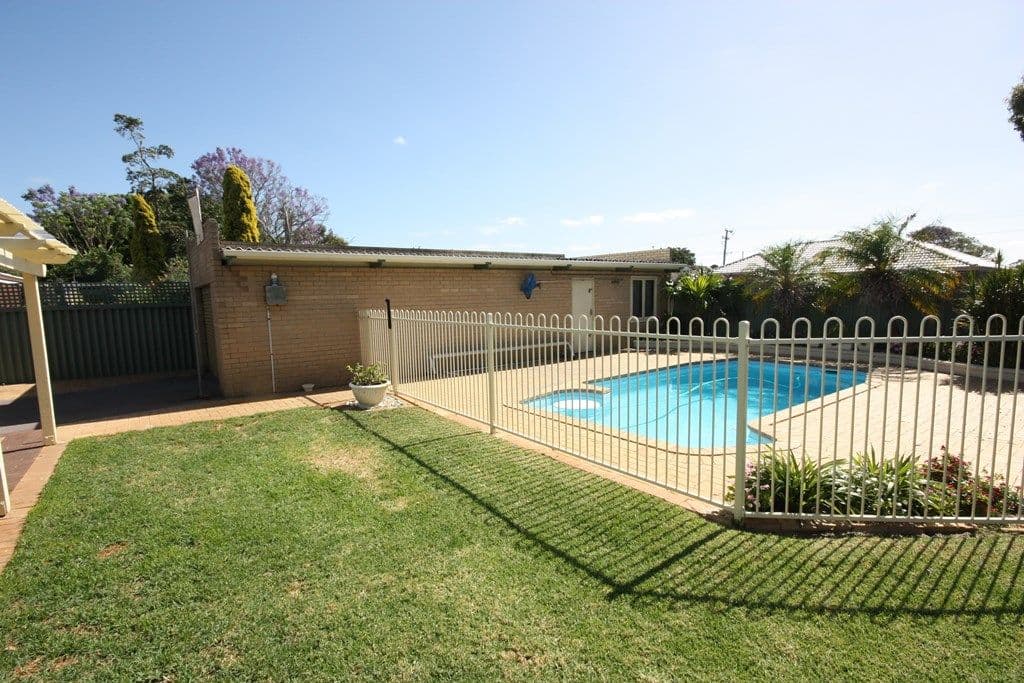 25 Battersea Way, MORLEY WA 6062, Morley - Image 1