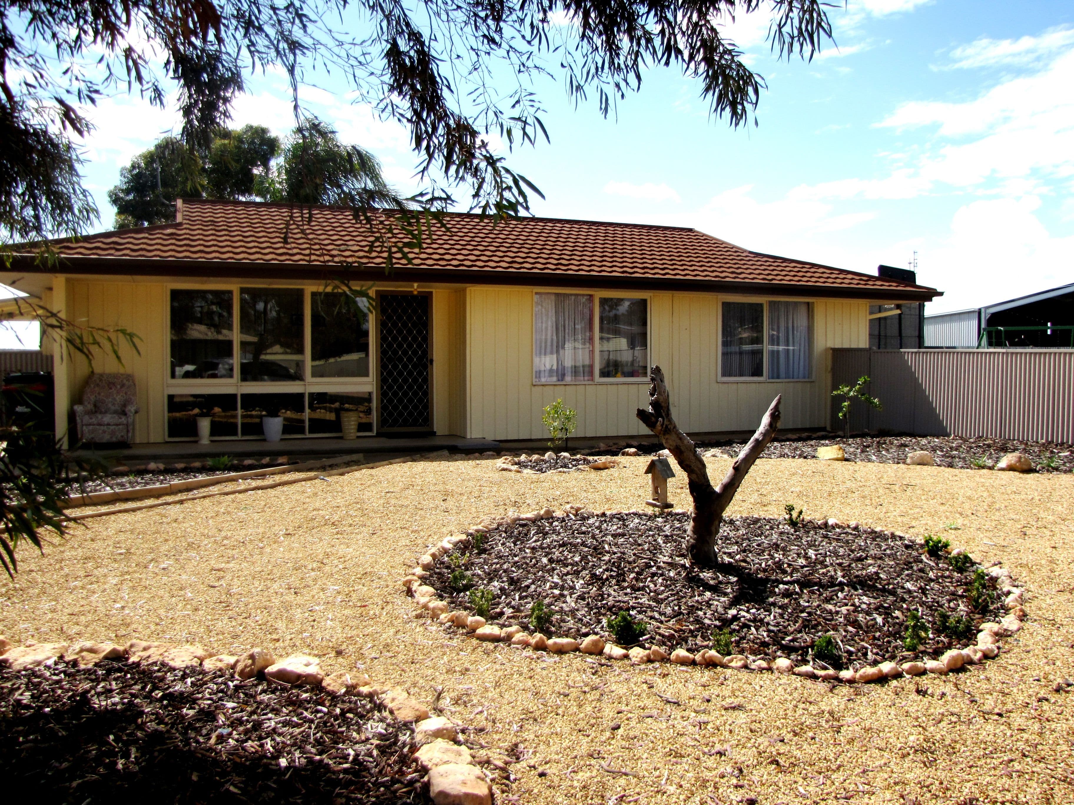 10 Hardwick Street, Barmera SA 5345, Barmera - Image 1