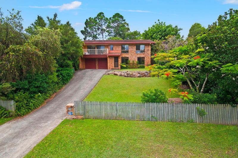 4 Exmouth Court, ELANORA QLD 4221, Elanora - Image 1