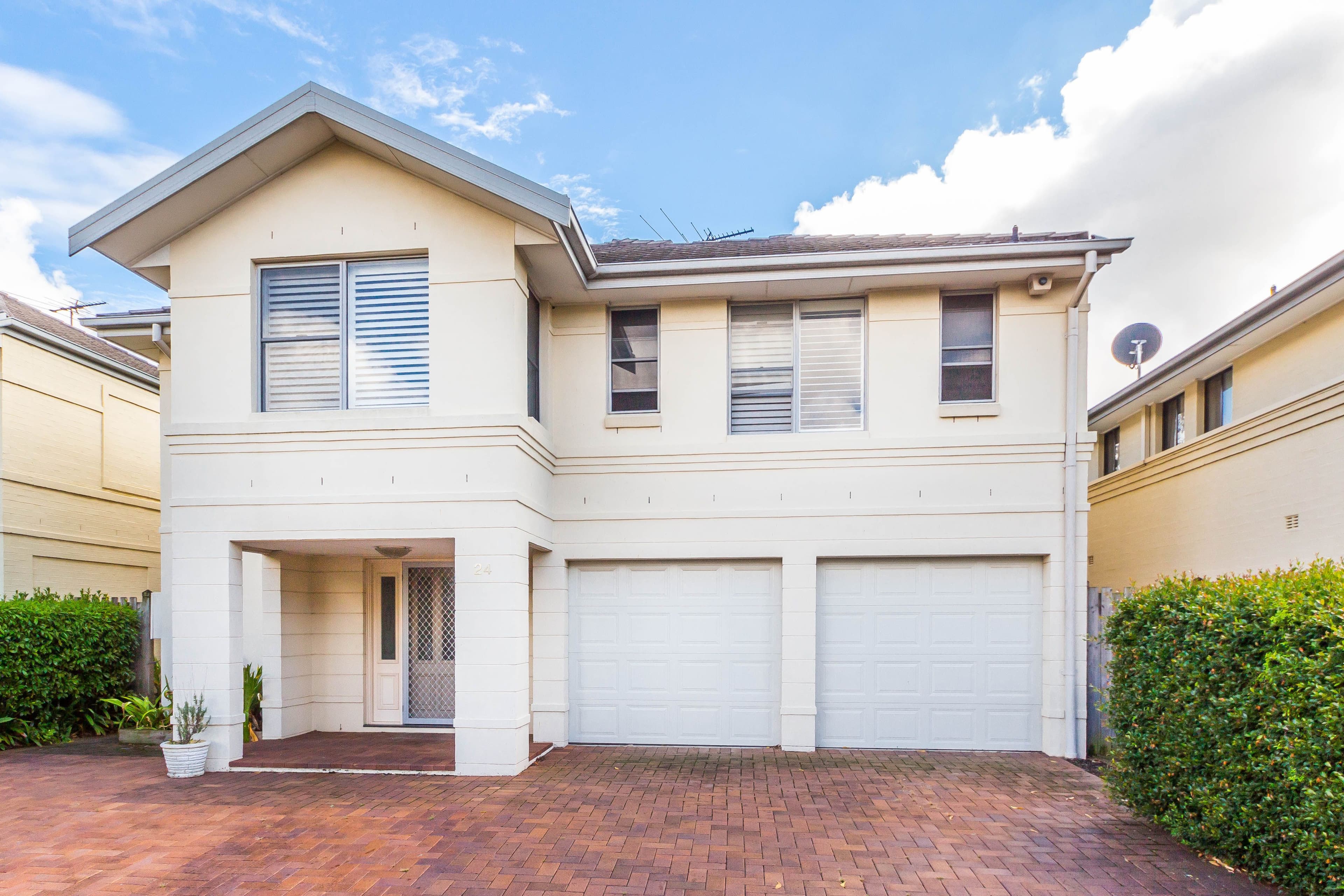 3 Cavalry Grove, Glenwood - Image 1