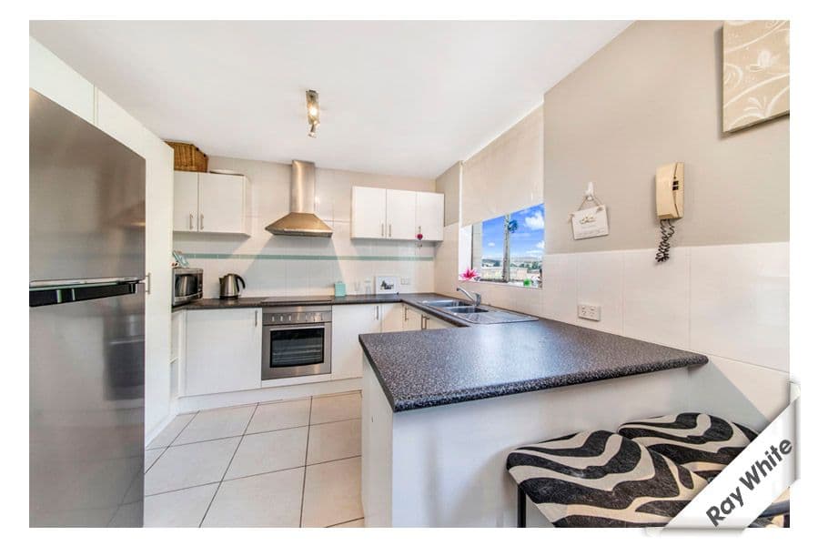 10 Stornaway Road, Queanbeyan NSW 2620, Queanbeyan - Image 1