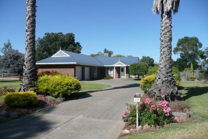 28 Park Avenue, SHEPPARTON VIC 3630, Shepparton - Image 1