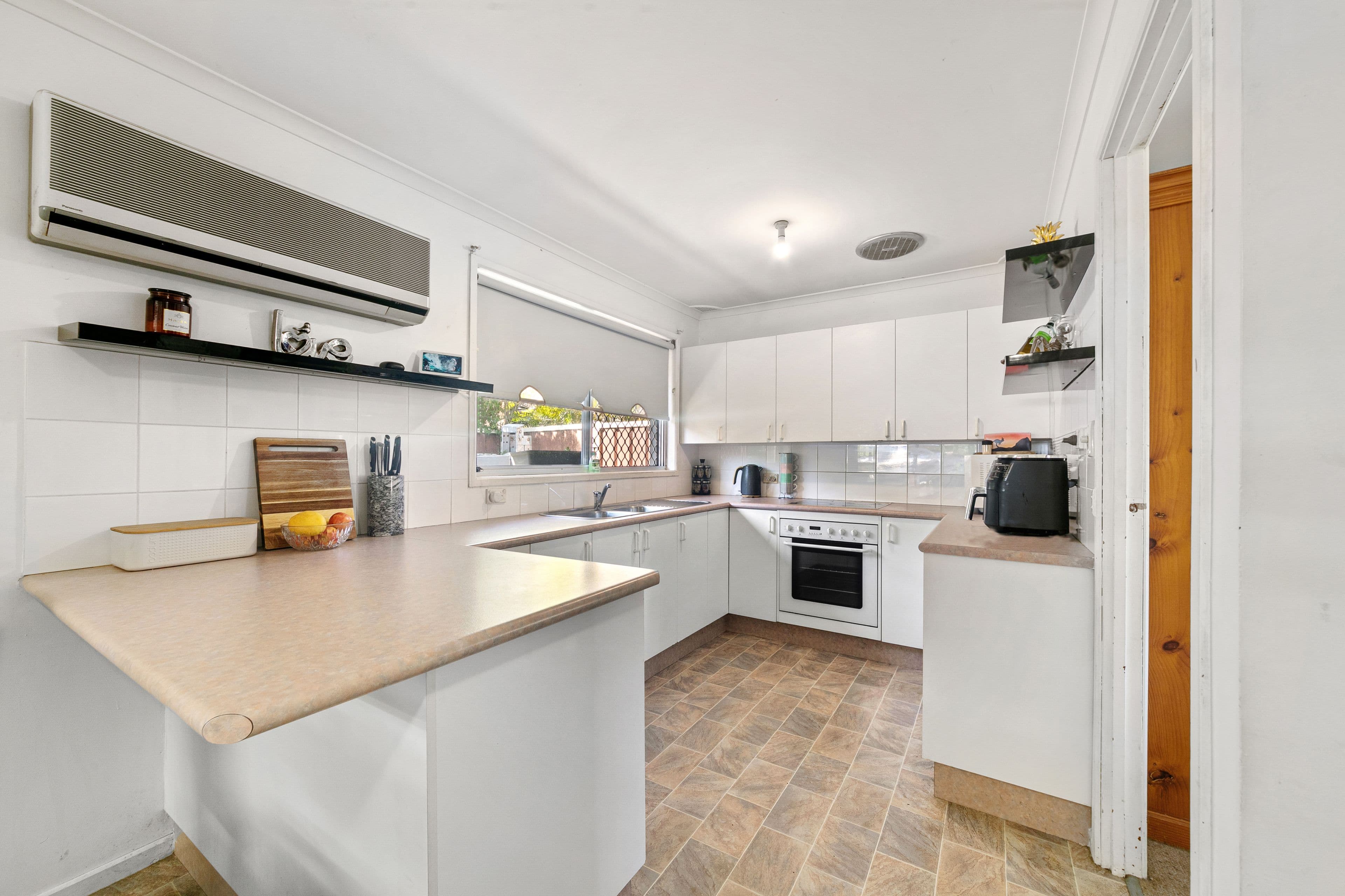 1 Parkview Place, Bateau Bay NSW 2261, Bateau Bay - Image 1