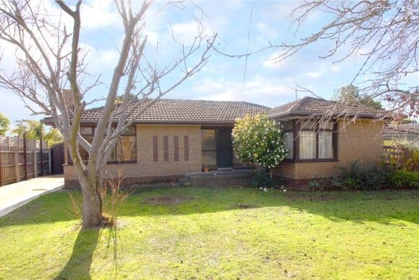 2 Cromer Court, FRANKSTON VIC 3199, Frankston - Image 1